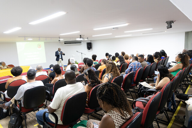 Instituto Steve Biko e SEC iniciam formação em “Educação, Ciência, Tecnologia e Relações Raciais